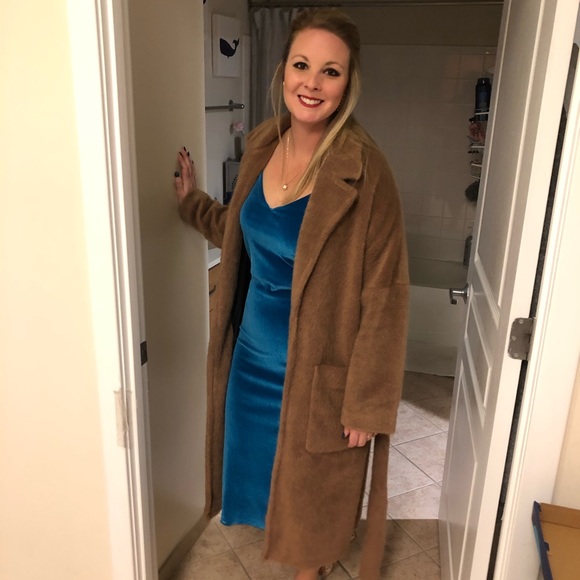 Meet your Posher, Amy - Picture 7 of 8